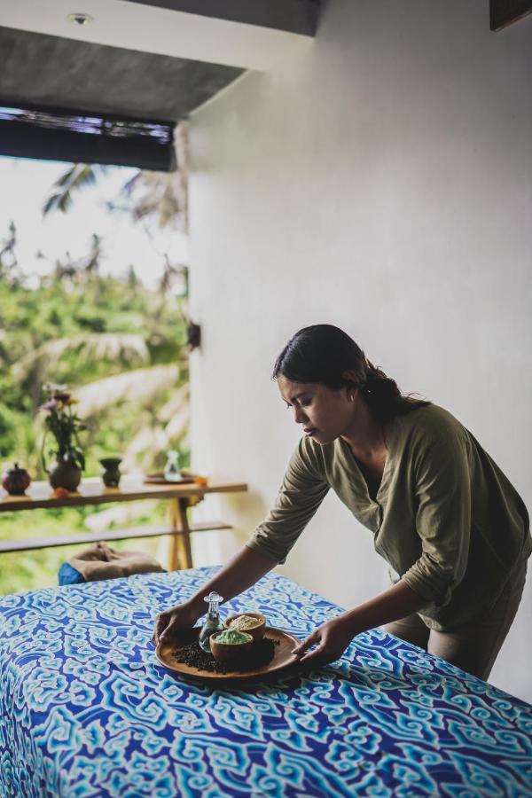 Amora Ubud Boutique Villas Buitenkant foto