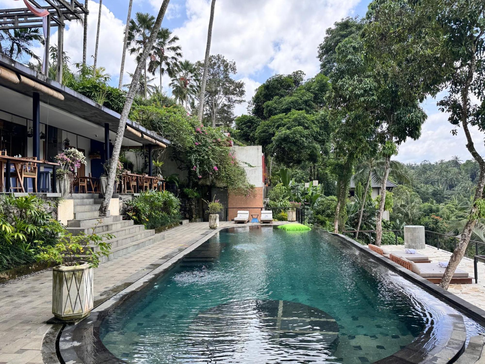 Amora Ubud Boutique Villas Buitenkant foto